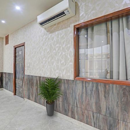 Townhouse 1150 Hotel Dayal Palace Chinhat Εξωτερικό φωτογραφία